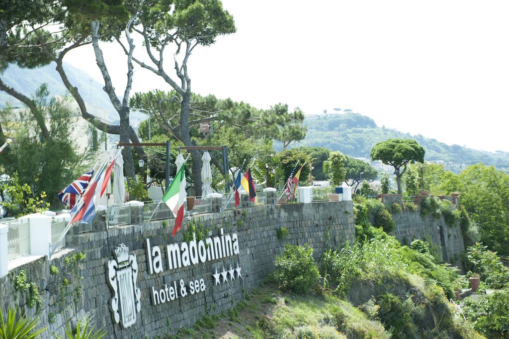 Hotel La Madonnina Casamicciola Terme Exteriör bild